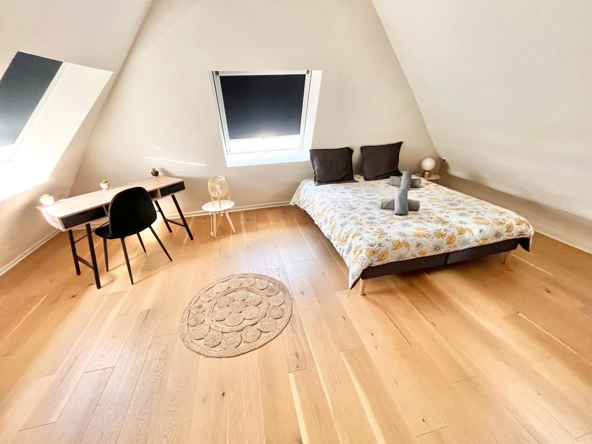 Le Nid Des Quais - Vue Panoramique Au Coeur De La Ville - Wifi - Entree Autonome Quimper Esterno foto